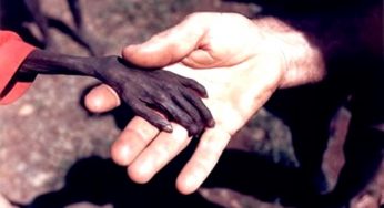 Esquecer Para Lembrar: África
