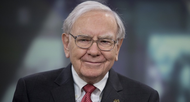 impostos sobre grandes fortunas bilionário Warren Buffett
