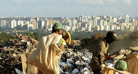 Extrema pobreza aumenta Brasil retrocesso