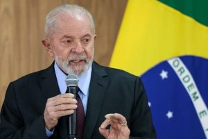 lula-promete-proteger-salario-minimo-enquanto-eu-for-presidente-ninguem-mexe