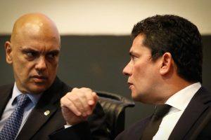 semelhancas-diferencas-atuacoes-alexandre-de-moraes-sergio-moro-reveladas-em-vazamentos