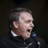 bolsonaro-esperneia-para-tentar-mostrar-que-esta-vivo